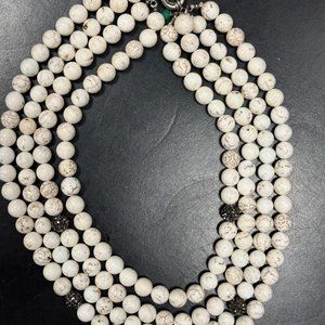 HIpchik Couture beaded necklace. White/black